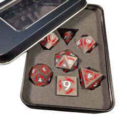 Metall-Würfelset Klingenwirbel rot – Bild 1